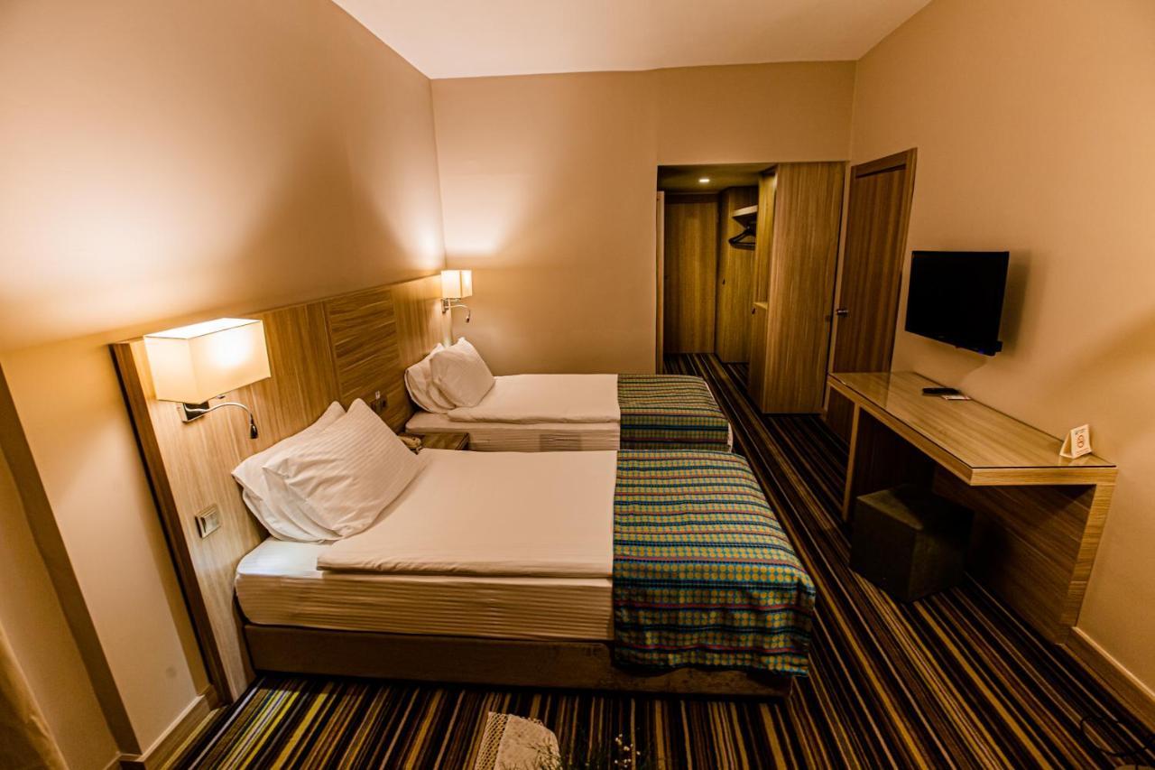 Quarto Duplo Standard